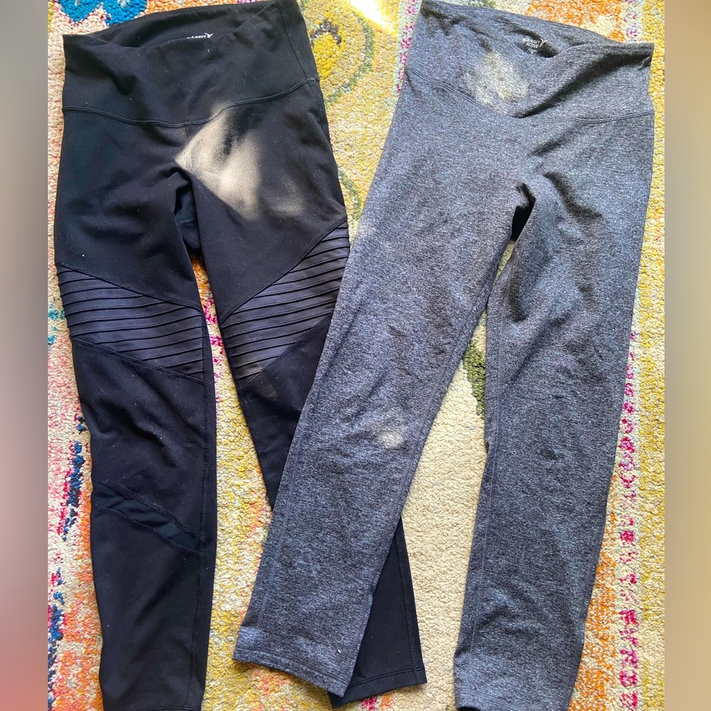 Two pairs of Old Navy Active size medium leggings
